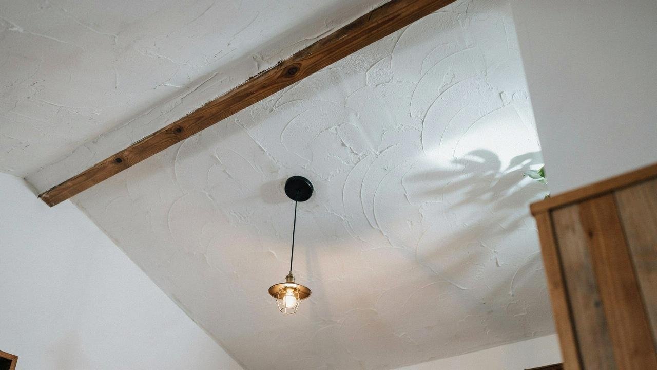 Slap brush ceiling texture with random brush patterns.